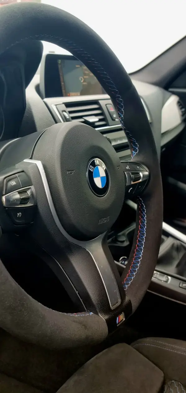 BMW 120 d Pack M Performance 29