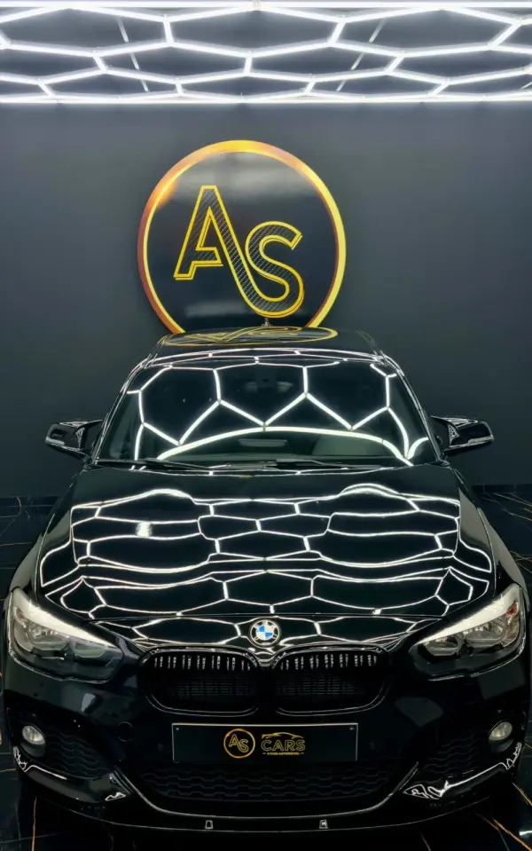 BMW 120 d Pack M Performance 32