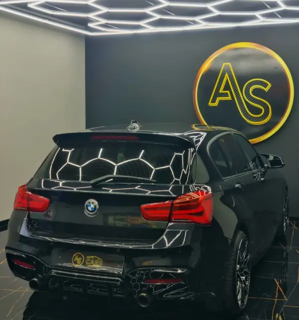 BMW 120 d Pack M Performance 44