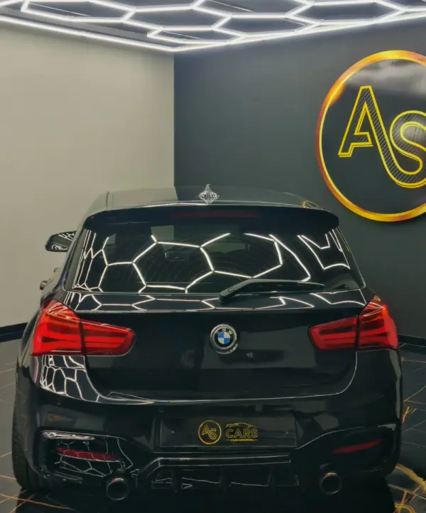 BMW 120 d Pack M Performance 53