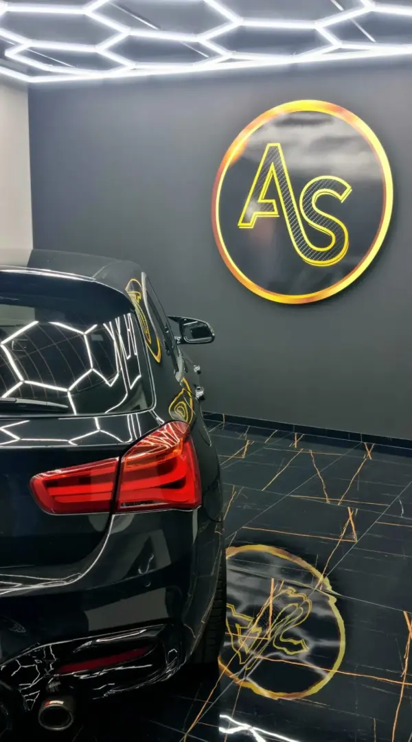 BMW 120 d Pack M Performance 56