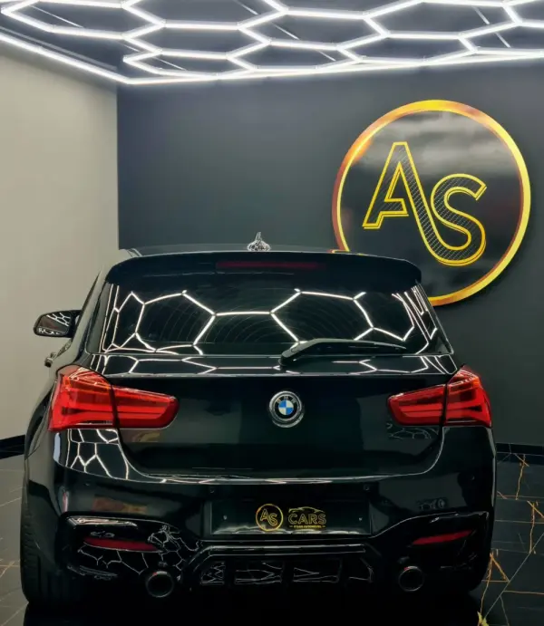 BMW 120 d Pack M Performance 58