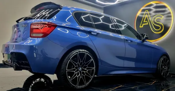 BMW 120 d Pack M Auto 3