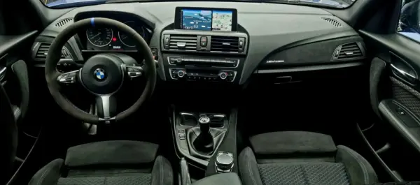 BMW 120 d Pack M Auto 13