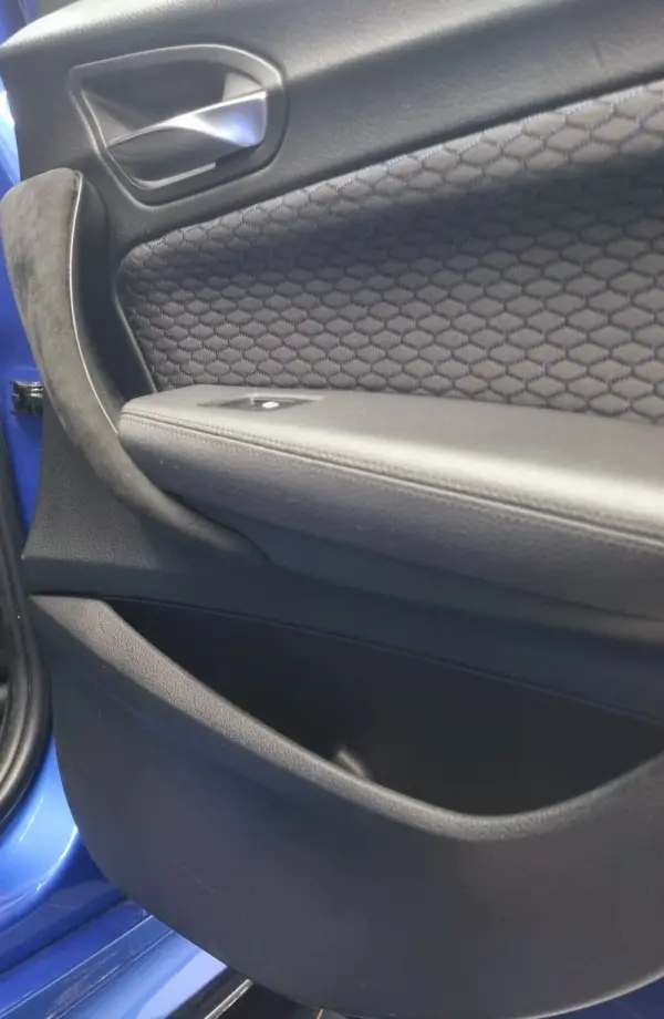 BMW 120 d Pack M Auto 17