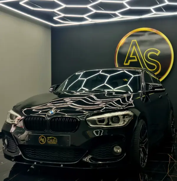 BMW 120 d Pack M Performance 26