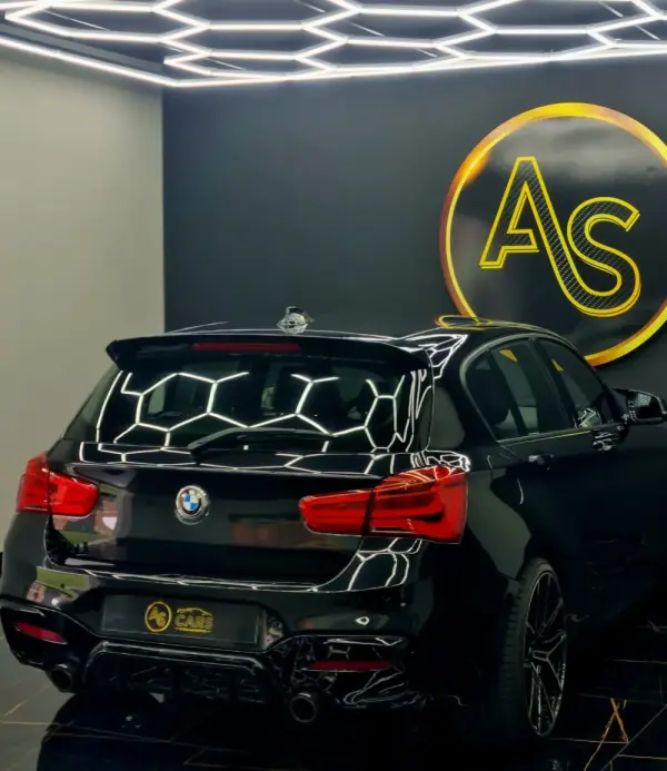 BMW 120 d Pack M Performance 38