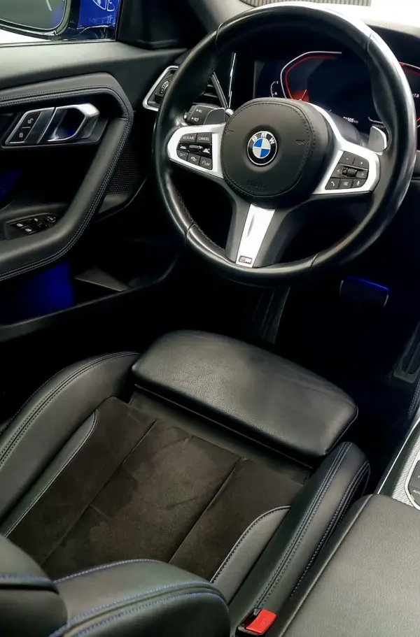 BMW 220 i Pack Desportivo M Pro 28