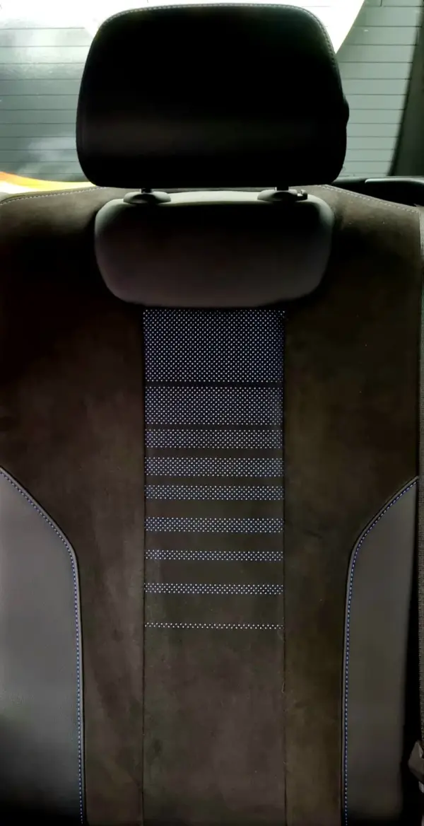 BMW 220 i Pack Desportivo M Pro 35