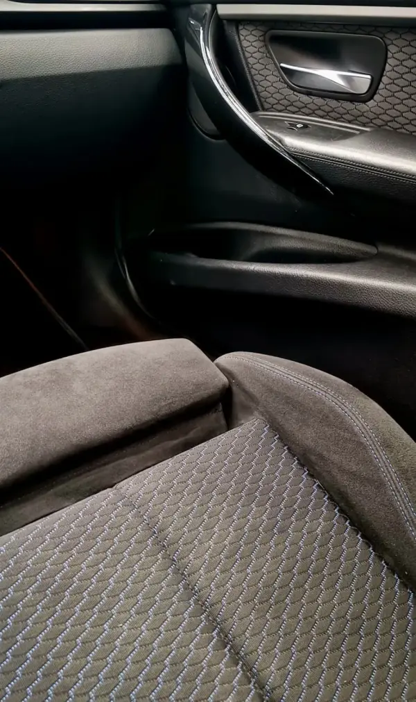 BMW 320 d Pack M Performance 17