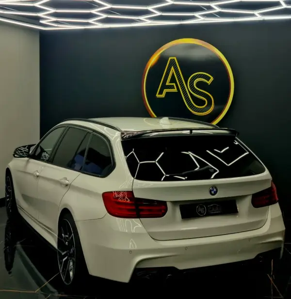 BMW 320 d Pack M Performance 24