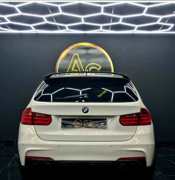 BMW 320 d Pack M Performance 27