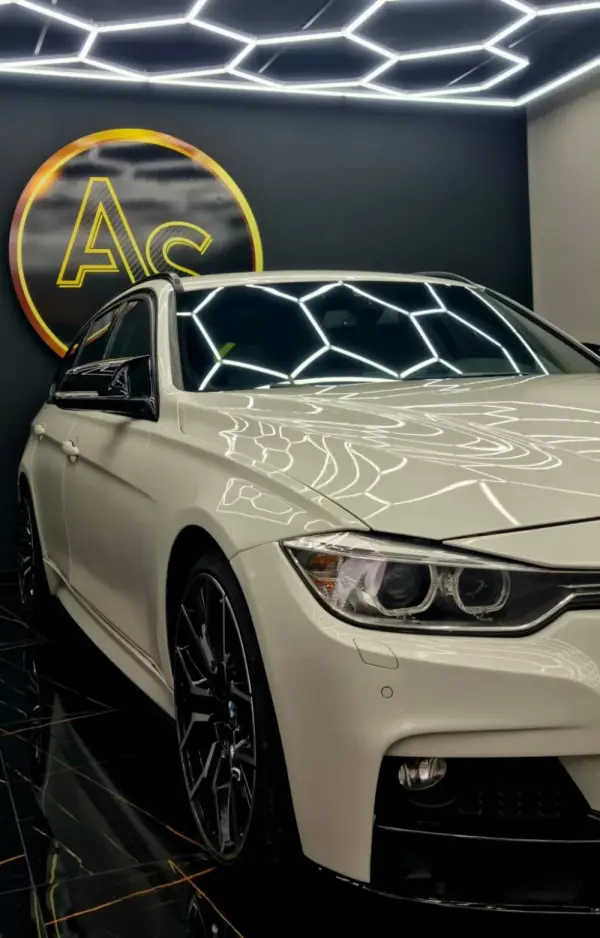 BMW 320 d Pack M Performance 38