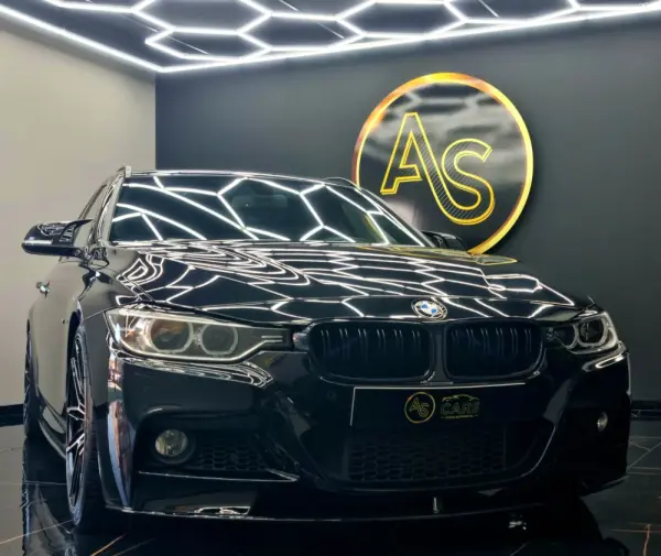 BMW 320 d Pack M Performance 32