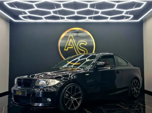 BMW 320 d Pack M Performance 53