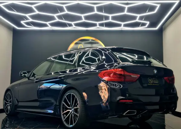 BMW 520 d Pack Desportivo M Performance 53