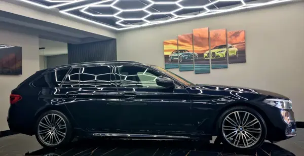 BMW 520 d Pack Desportivo M 2