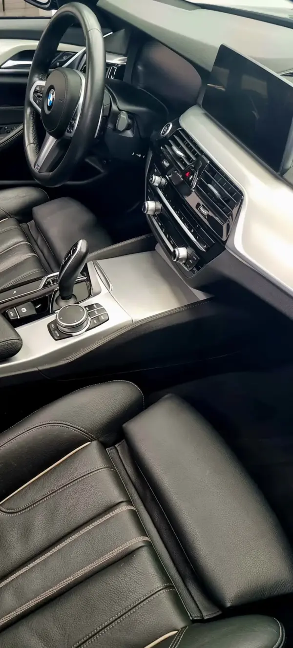 BMW 520 d Pack Desportivo M 3