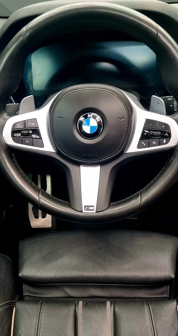 BMW 520 d Pack Desportivo M 8