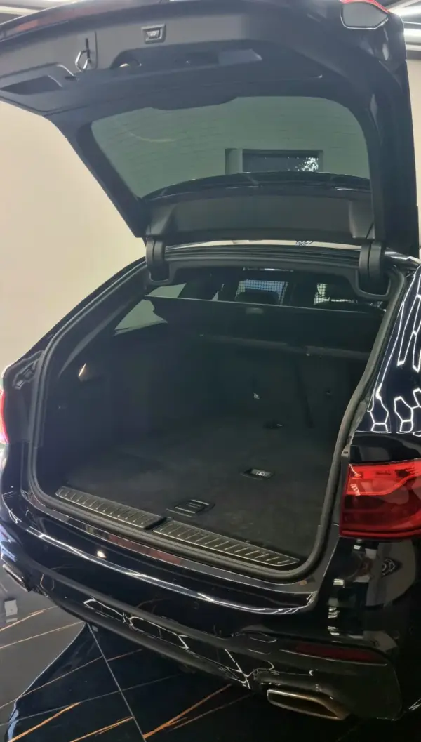 BMW 520 d Pack Desportivo M 17