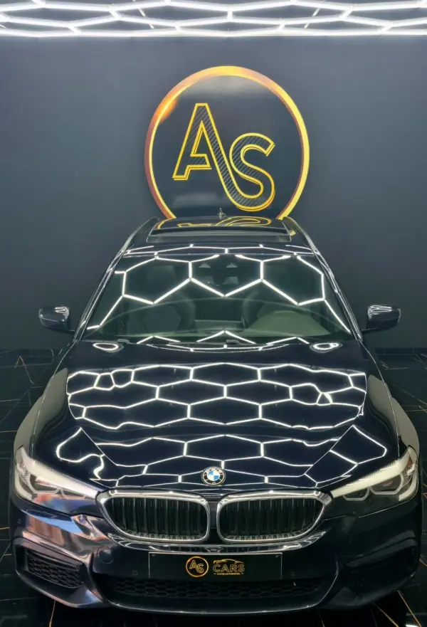 BMW 520 d Pack Desportivo M 24