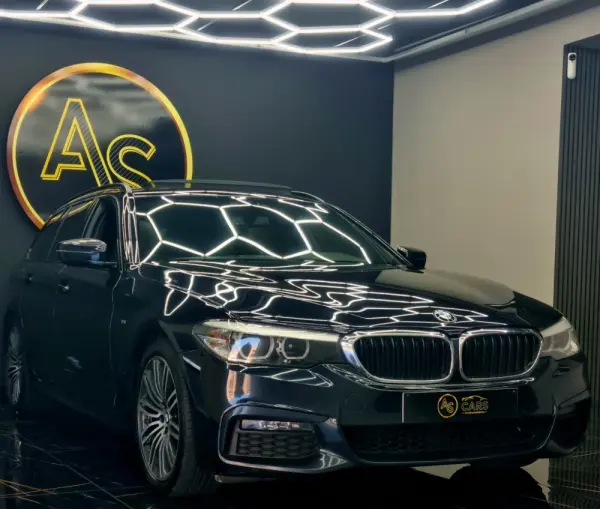 BMW 520 d Pack Desportivo M 26