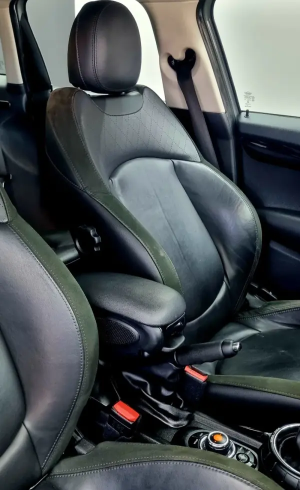 MINI 5 Portas Cooper S Auto 8