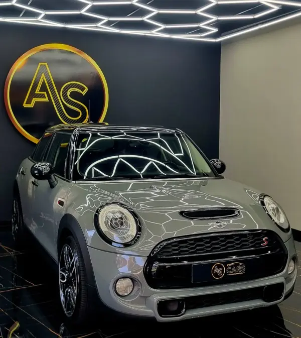 MINI 5 Portas Cooper S Auto 22