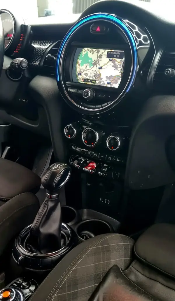 MINI 3 Portas Cooper S Auto 6