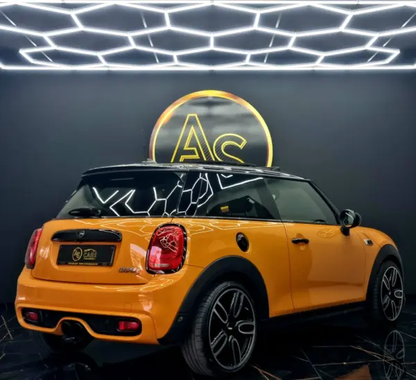 MINI 3 Portas Cooper S Auto Desportiva 2