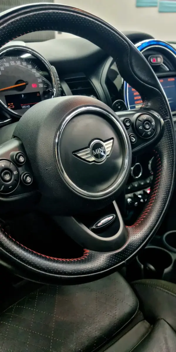 MINI 3 Portas Cooper S Auto Desportiva 8