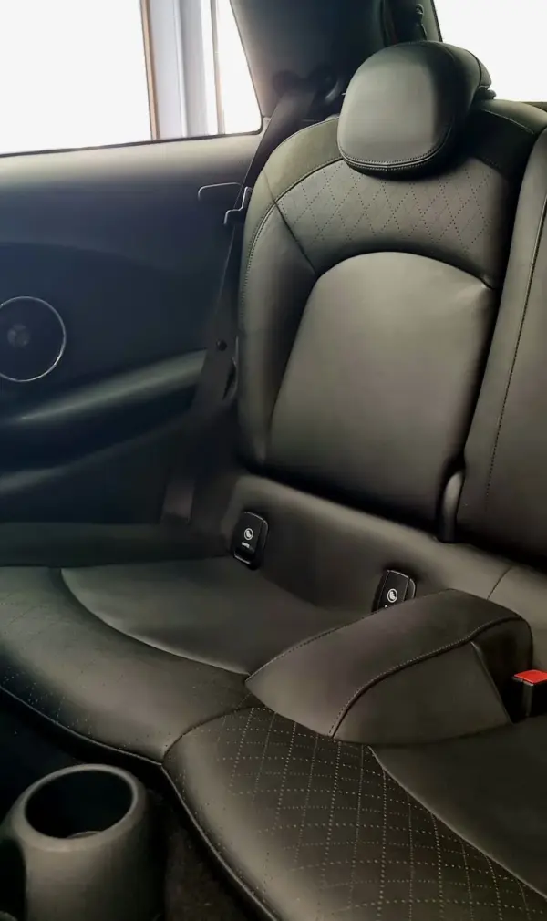 MINI 3 Portas Cooper S Auto Desportiva 9