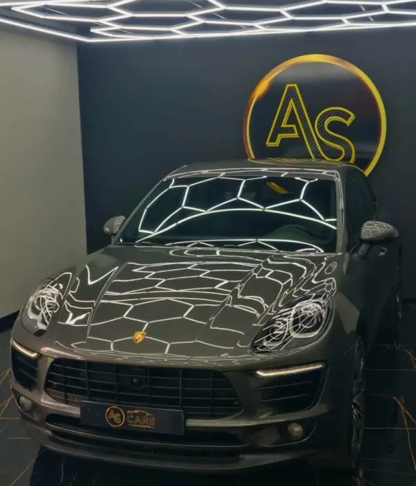 Porsche Macan PDK 32