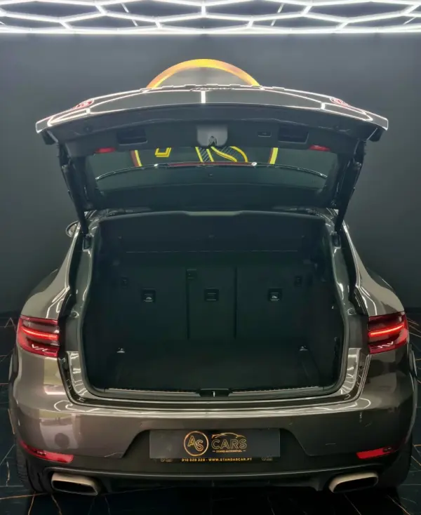 Porsche Macan PDK 47