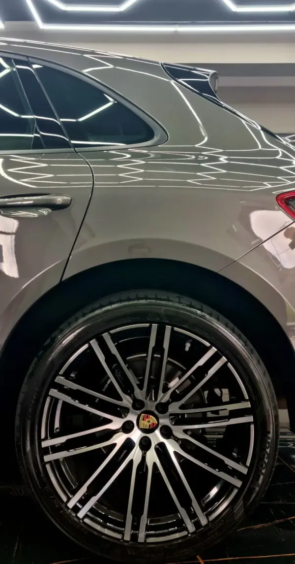 Porsche Macan PDK 53