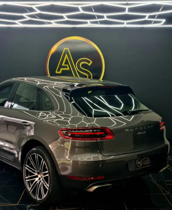 Porsche Macan PDK 58