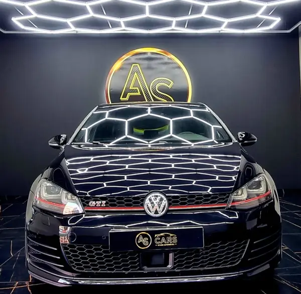 Volkswagen Golf 2.0 TSi GTi DSG Performance 24