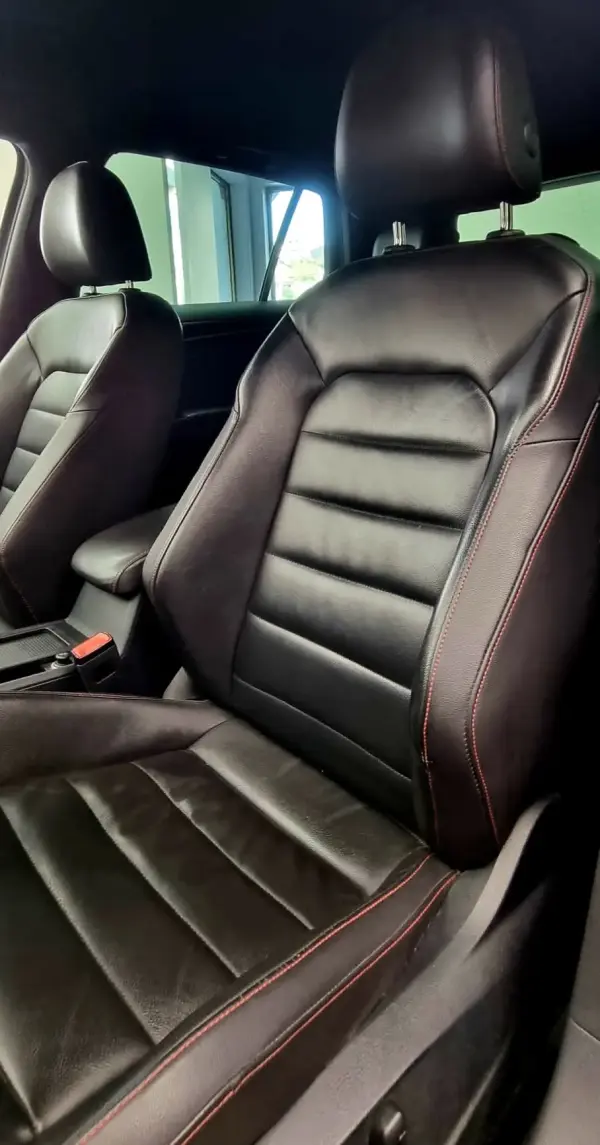 Volkswagen Golf 2.0 TSi GTi DSG Performance 30