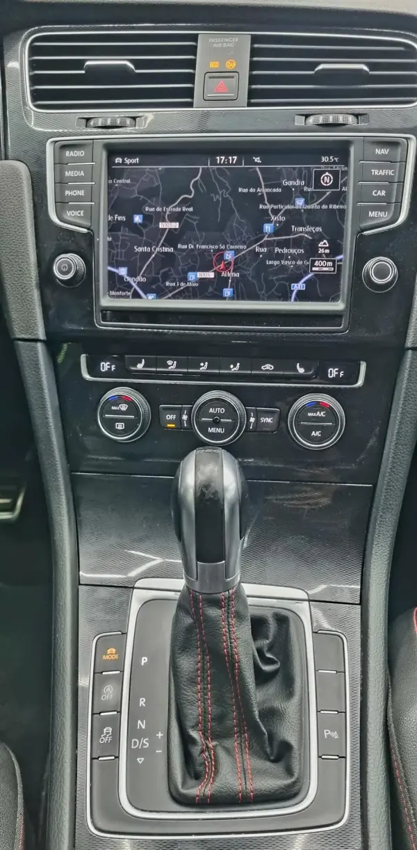 Volkswagen Golf 2.0 TSi GTi DSG Performance 36