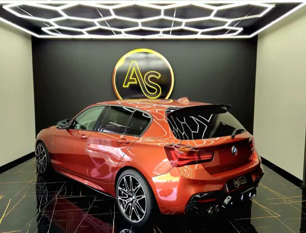 BMW 120 d Pack M Performance 9
