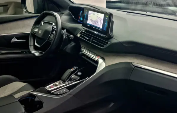 Peugeot 3008 GT Hybrid Plug-in 22