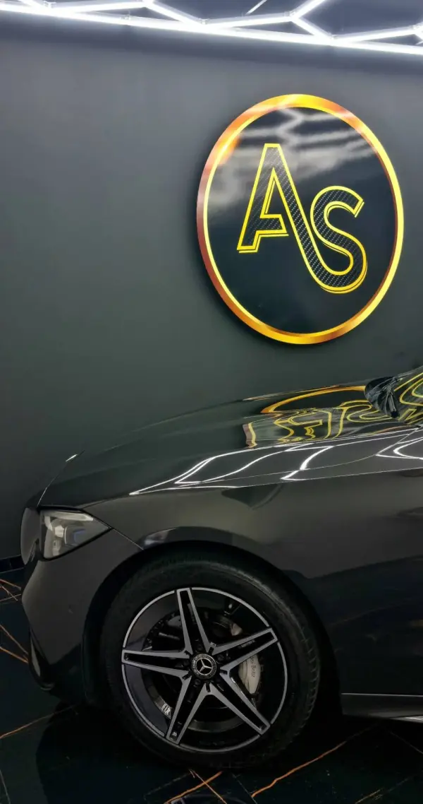 Mercedes-Benz C 300 e AMG Pack Night 34