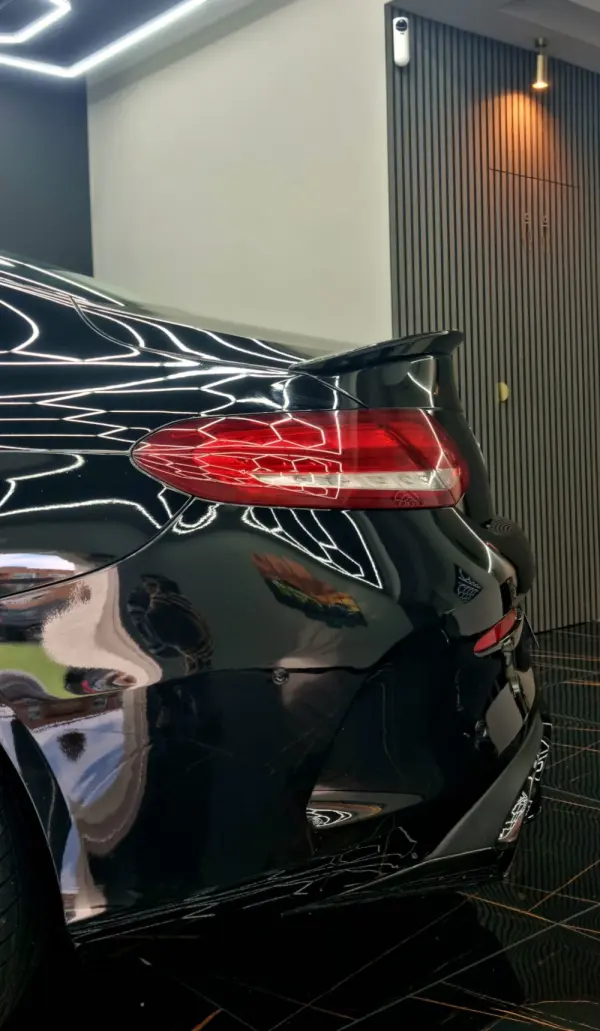 Mercedes-Benz C 220 Coupé AMG 52