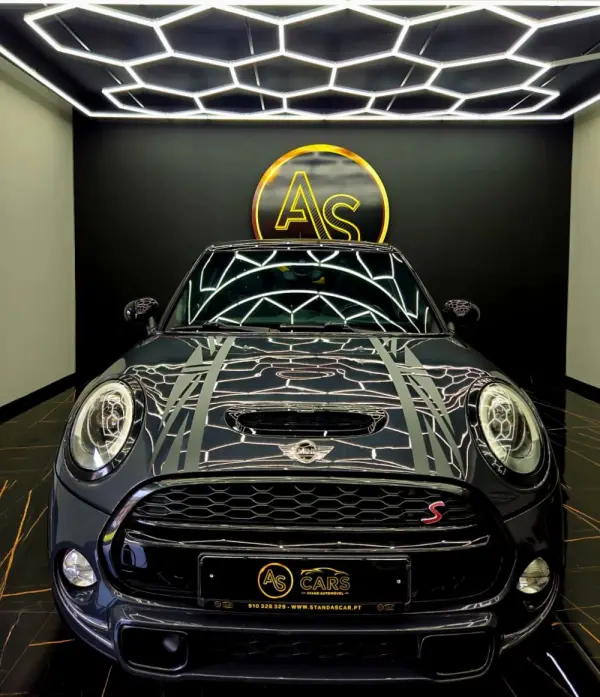 MINI 5 Portas Cooper S Aut. 63