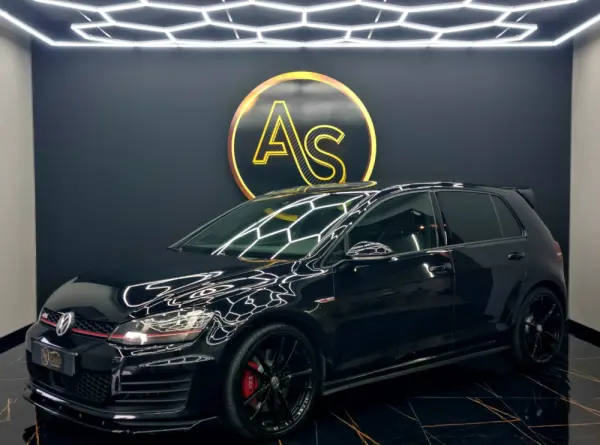 Volkswagen Golf VII GTI PERFORMANCE 31
