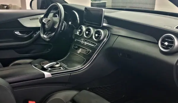 Mercedes-Benz C 220 Coupé AMG 7
