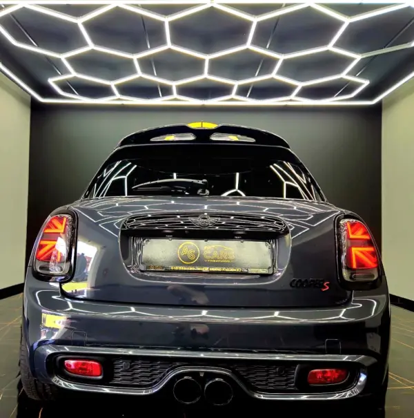 MINI 5 Portas Cooper S Aut. 29