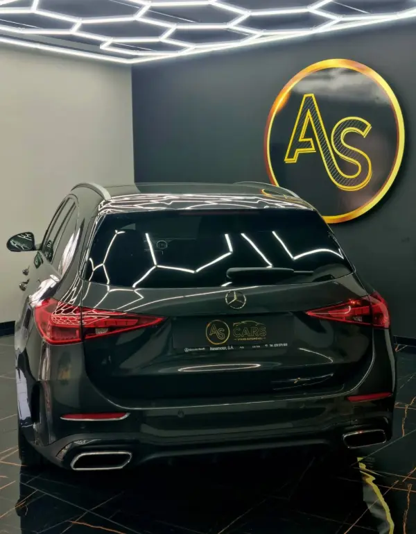 Mercedes-Benz C 300 e AMG Pack Night 30