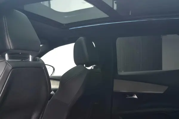 Peugeot 3008 GT Hybrid Plug-in 37