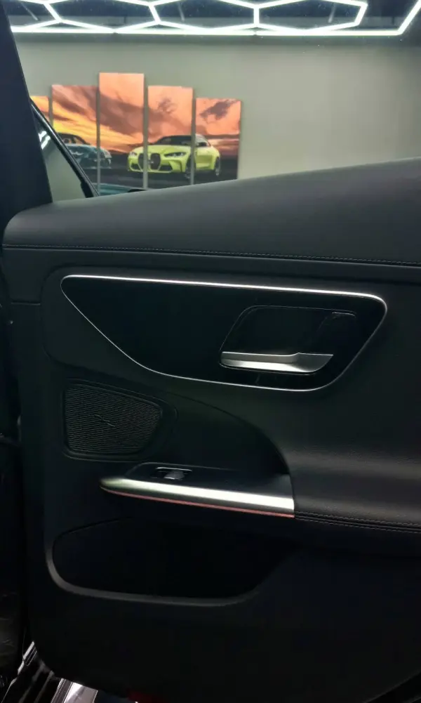 Mercedes-Benz C 300 e AMG Pack Night 20